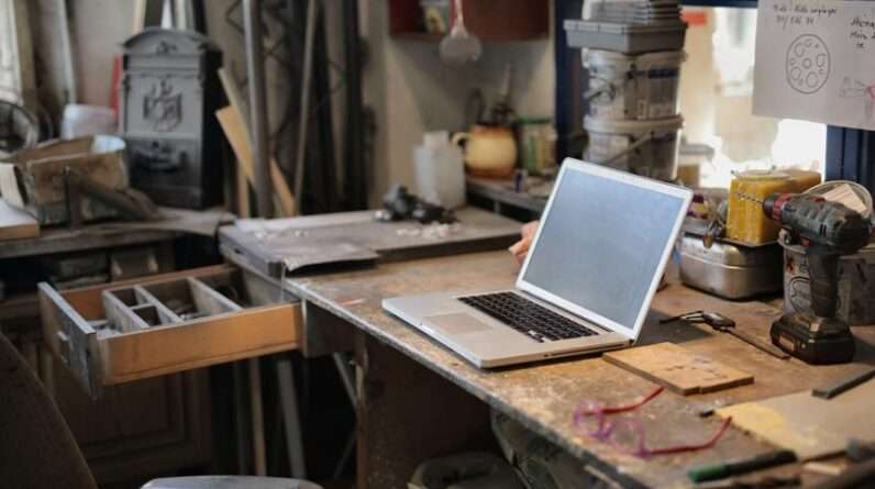 garden workspace decluttering hacks